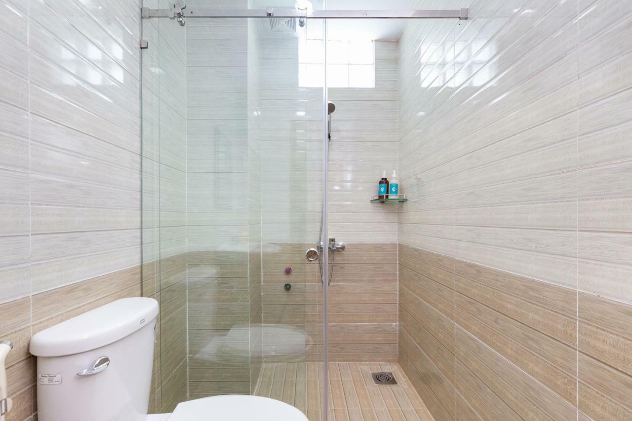 Cozrum Homes Citi Town Хошимин Экстерьер фото